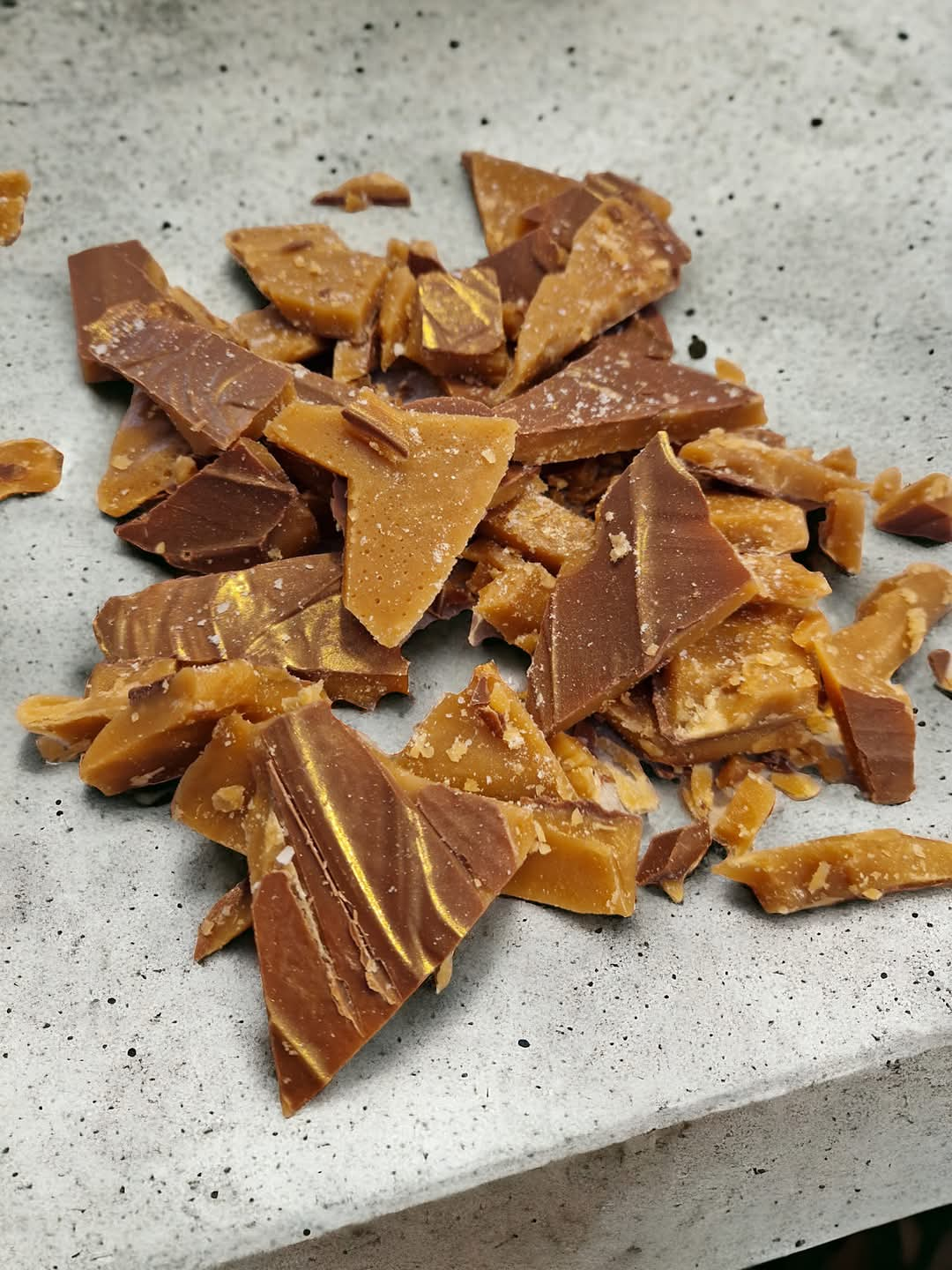 Crispy Toffee with milk choc & sea salt (3 pack)