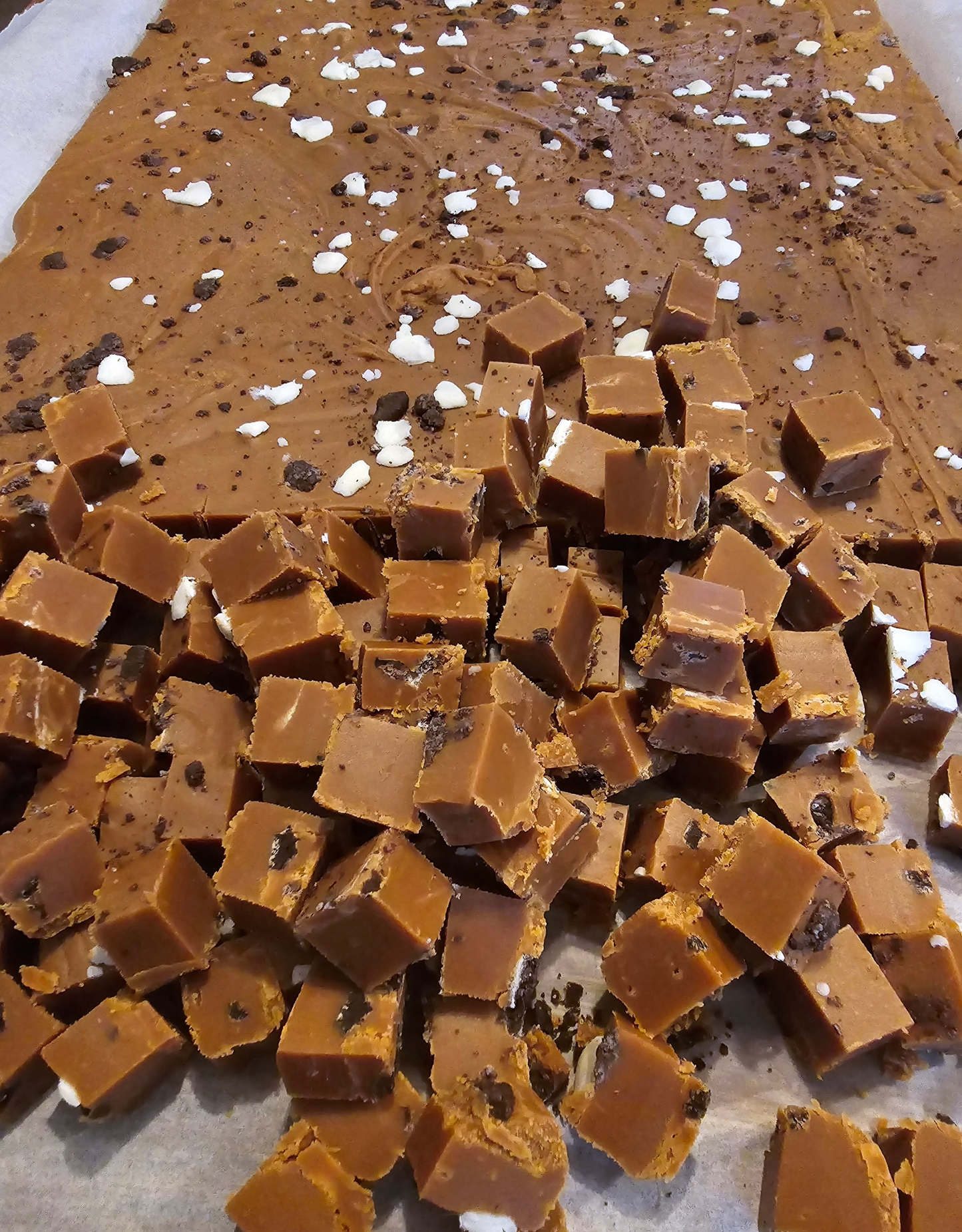 Cookies & Cream Fudge. (3 pack)